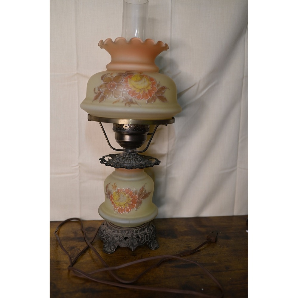 Vintage Quoizel Hurricane Custard Glass Floral Table Lamp 20 Inch